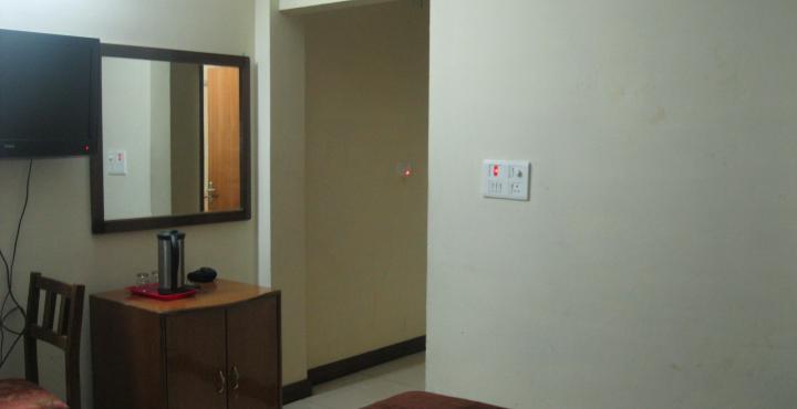 Treebo Trend Mussoorie Club Hotel Dehradun Exterior foto